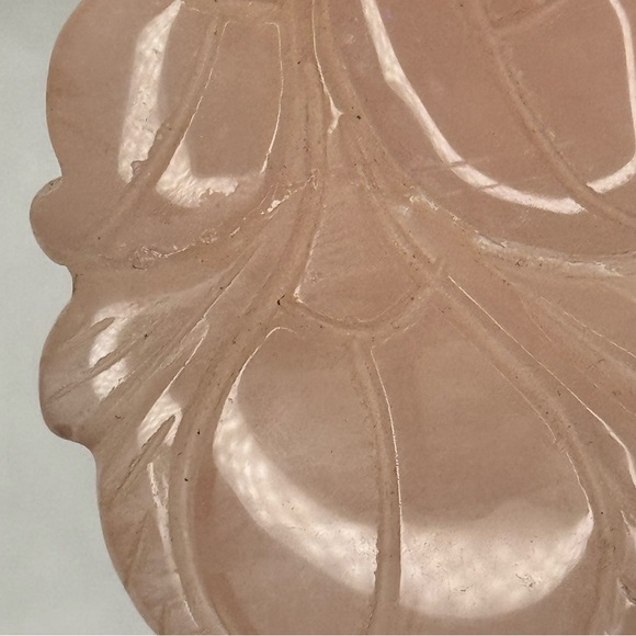 Vintage Hand Knotted Rose Quartz Necklace With Large Carved Peach Pendant - Picture 10 of 11